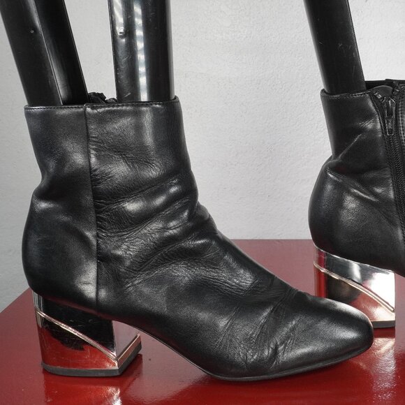 Women's Aldo Black Leather Ankle Fashion Boots Booties 8.5 - Picture 4 of 6